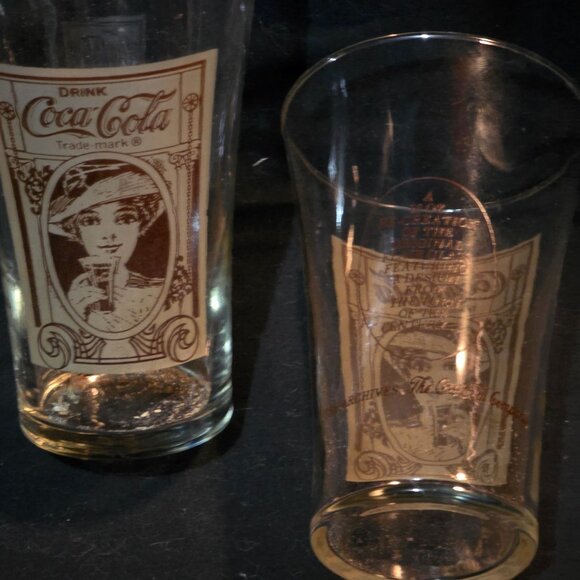 Coca-Cola Collectible 16oz Glass Set Of 2 With Vintage Lady Design - Picture 6 of 6